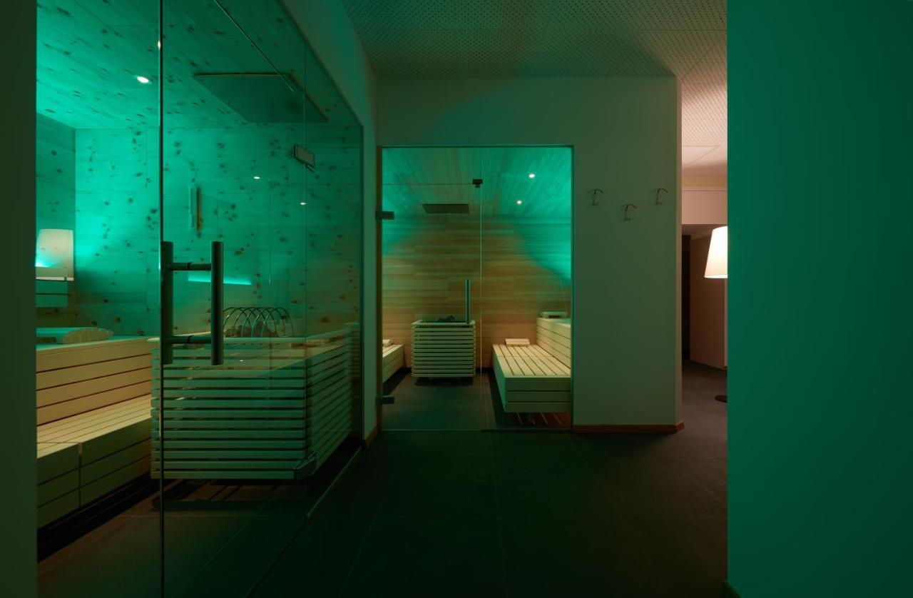 קיוזה Parkhotel Post מראה חיצוני תמונה